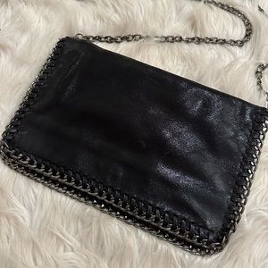 Chain Crossbody